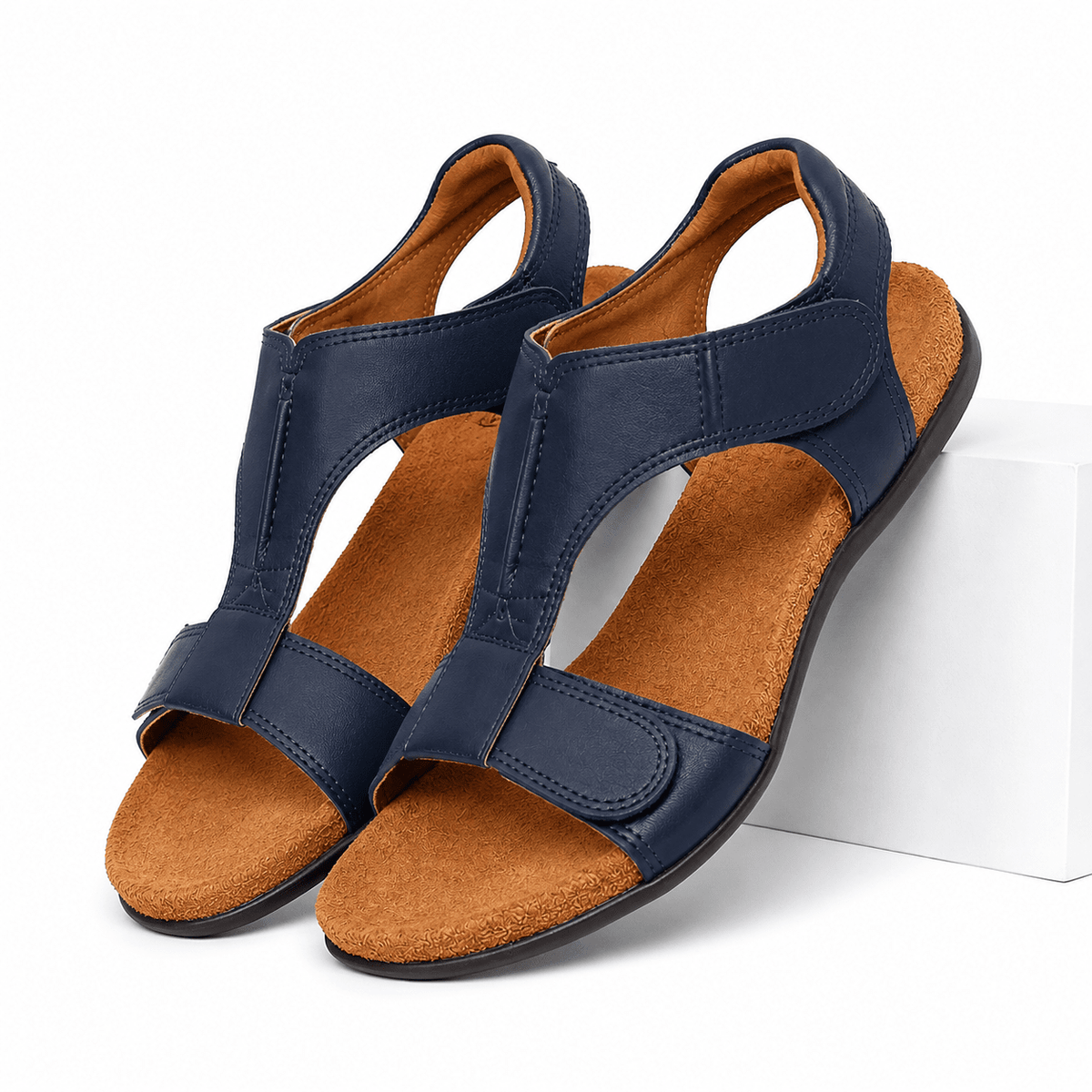 Comfortable Women’s Leather Sandals with an Elegant Design – Tessália Comfortable Women’s Leather Sandals with an Elegant Design – Tessália