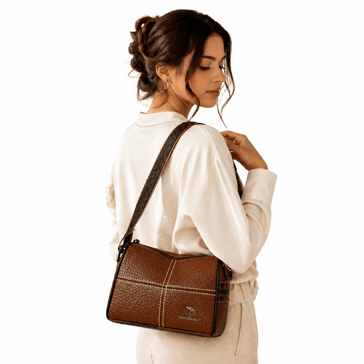 Elegant & Sophisticated Women's Leather Crossbody Bag – Noélia Elegant & Sophisticated Women's Leather Crossbody Bag – Noélia