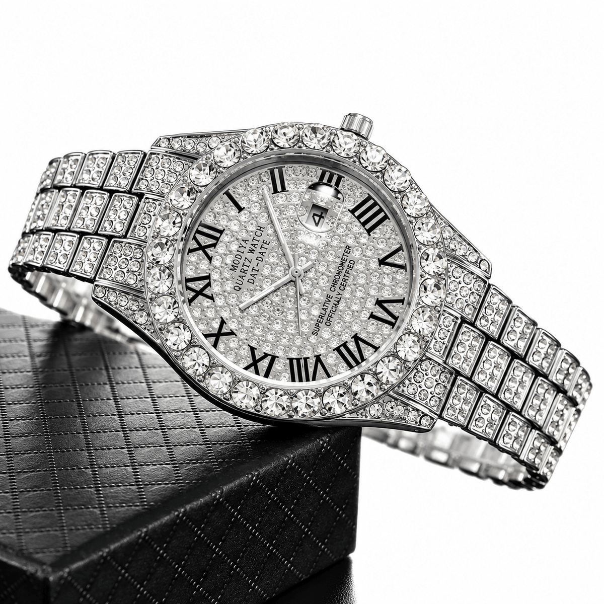 Elegant Unisex Watch with Luxurious Design & Studded Bracelet | Maison Lumière Elegant Unisex Watch with Luxurious Design & Studded Bracelet | Maison Lumière