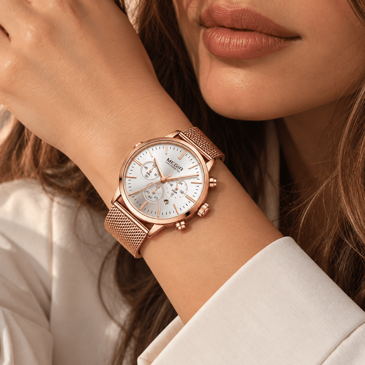 Elegant Women’s Watch with a Multifunctional Dial and Stainless Steel Bracelet – Elise Étoile Elegant Women’s Wristwatch with a Stainless Steel Bracelet – Elise Étoile
