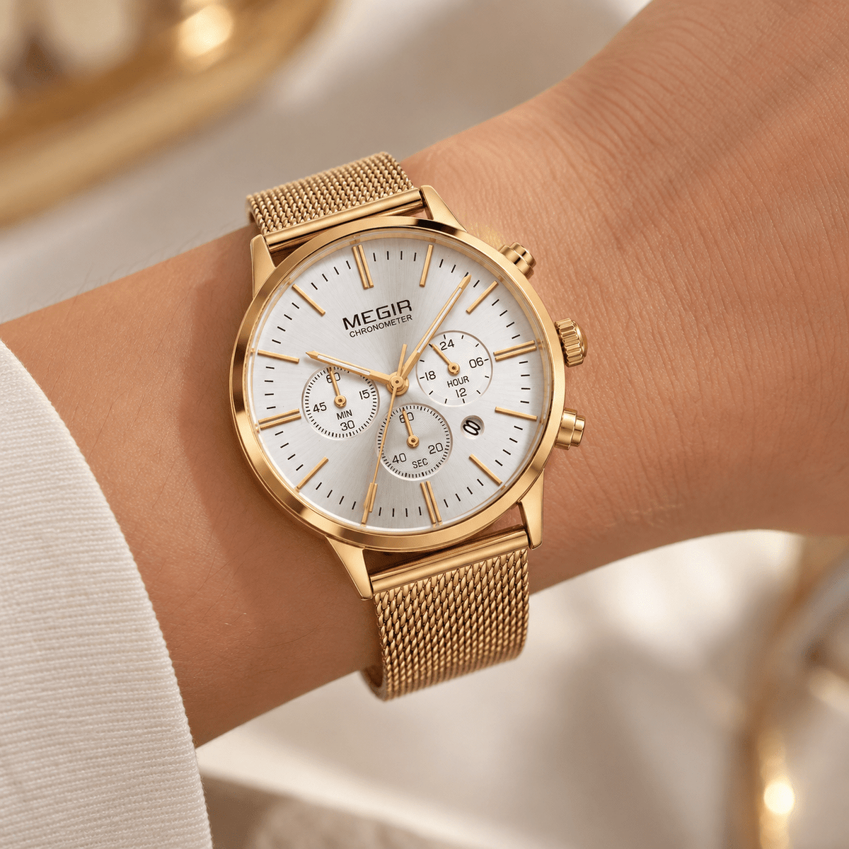 Elegant Women’s Watch with a Multifunctional Dial and Stainless Steel Bracelet – Elise Étoile Elegant Women’s Wristwatch with a Stainless Steel Bracelet – Elise Étoile
