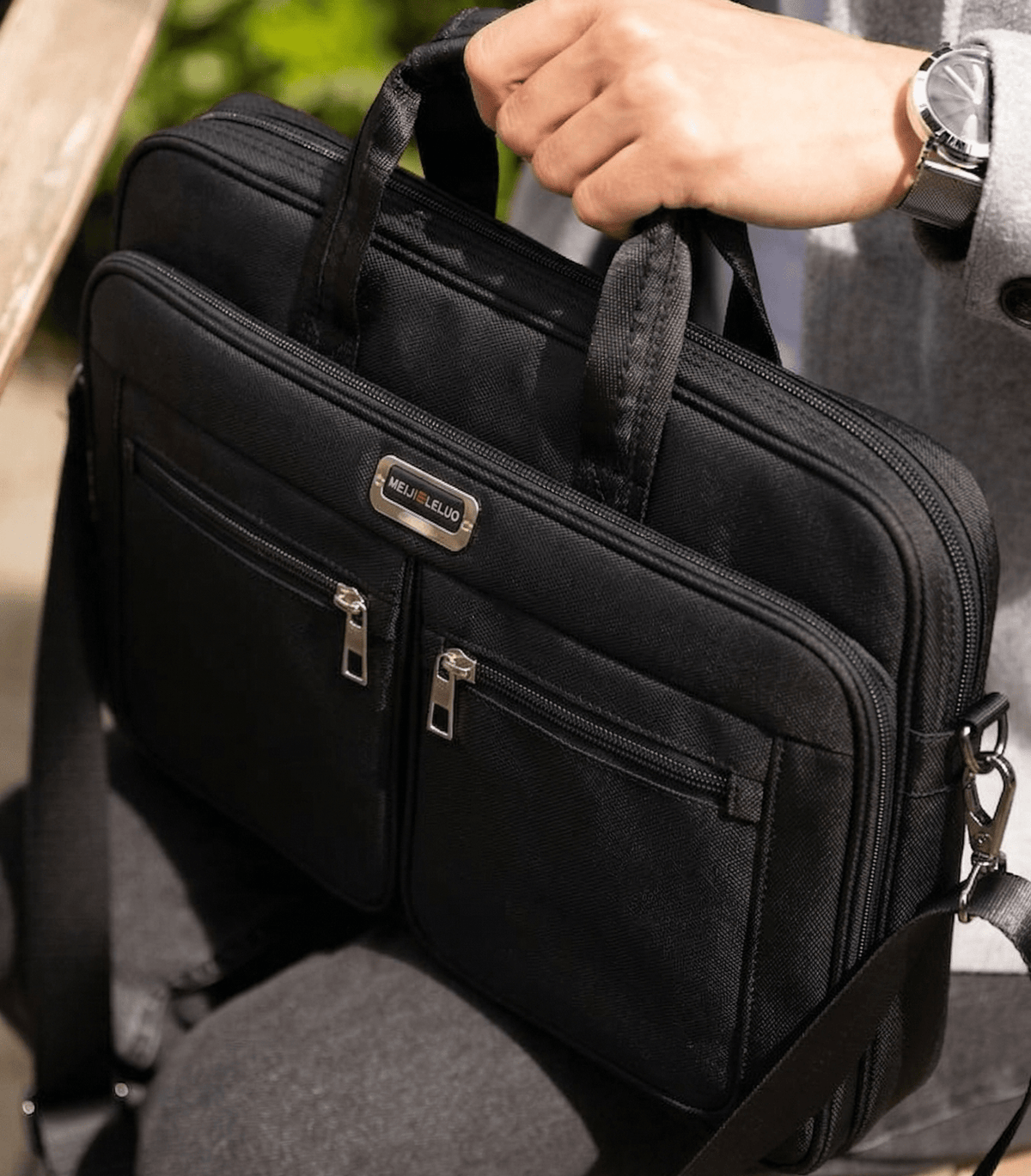 Executive Bag with Multiple Compartments – Henri Valence Executive Bag with Multiple Compartments – Henri Valence