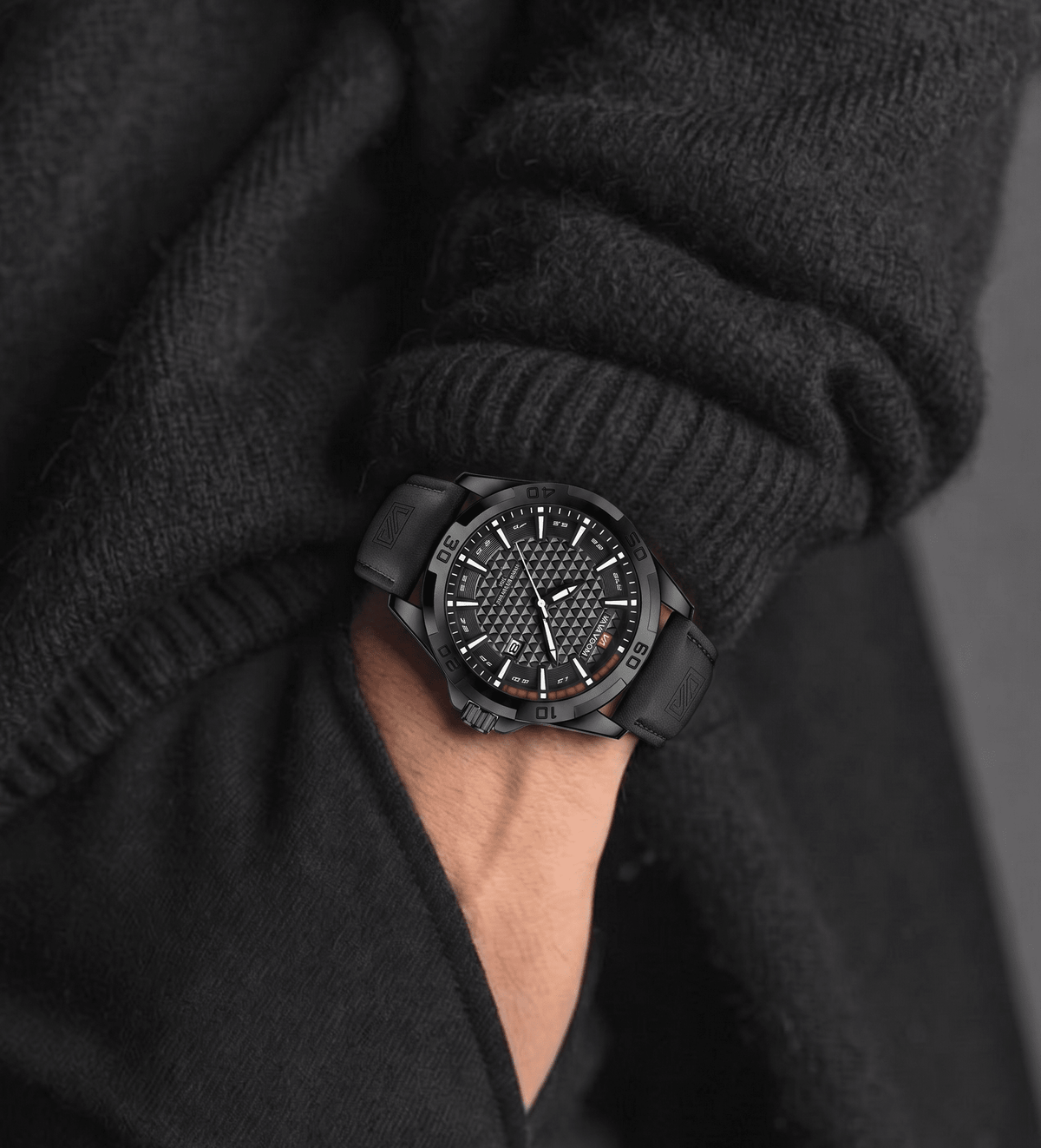 Men’s Casual Watch with Leather Strap – Ronan Alric Men’s Casual Watch with Leather Strap – Ronan Alric