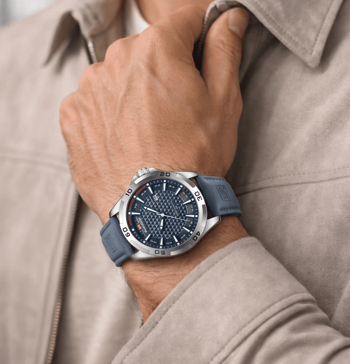 Men’s Casual Watch with Leather Strap – Ronan Alric Men’s Casual Watch with Leather Strap – Ronan Alric