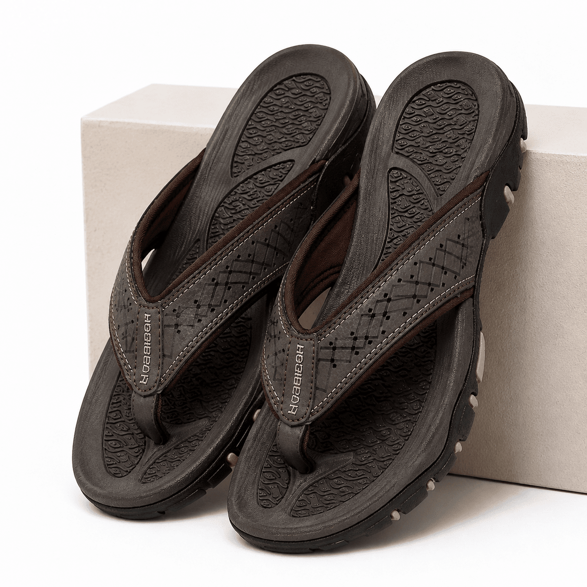 Men’s Leather Flip-Flops – Versatile, Comfortable & Breathable | Zethor Coast Men’s Leather Flip-Flops – Versatile, Comfortable & Breathable | Zethor Coast