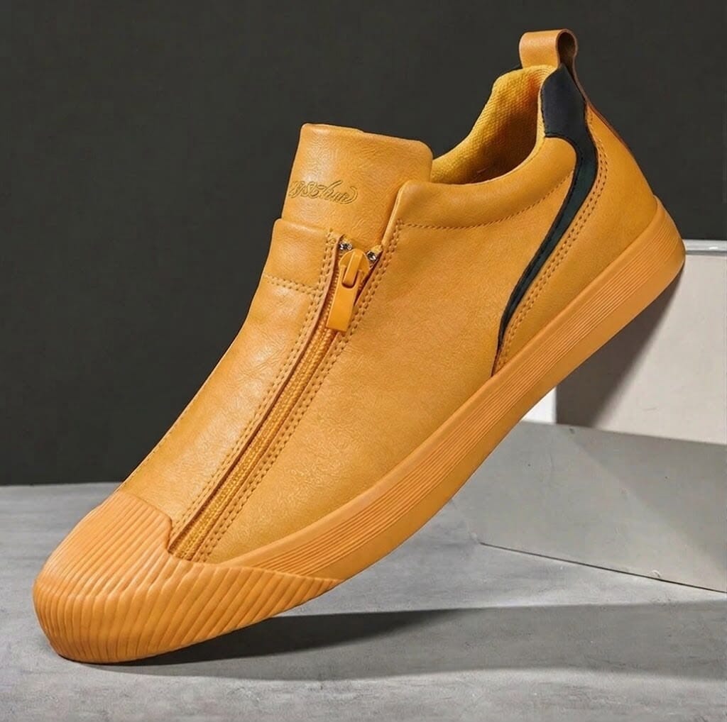 Men's Leather Sneakers with Modern and Versatile Design - Cormanio Men's Leather Sneakers with Modern and Versatile Design - Cormanio