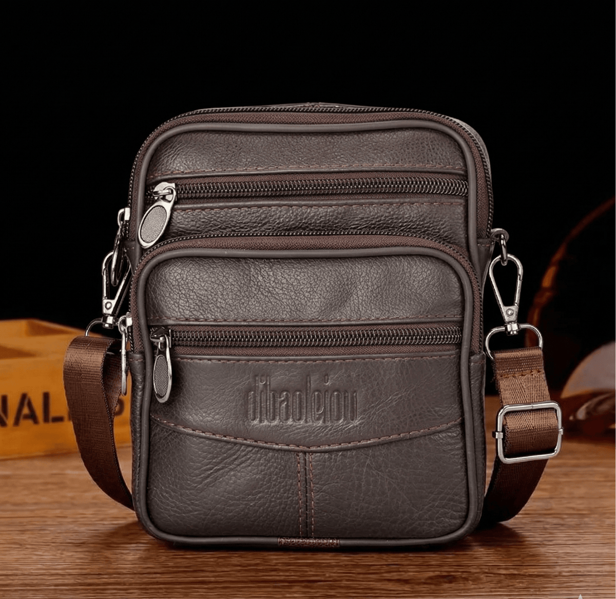 Spacious, Elegant & Multi-Compartment Executive Leather Bag – Berline Léon Spacious, Elegant & Multi-Compartment Executive Leather Bag – Berline Léon