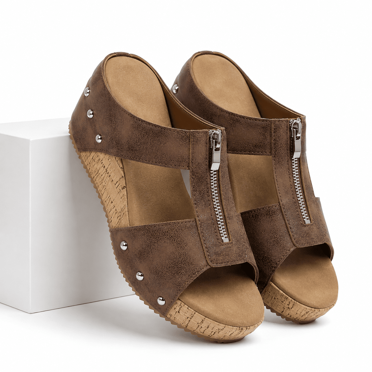Versatile and Comfortable Women's Leather Platform Sandals – Zerina Versatile and Comfortable Women's Leather Platform Sandals – Zerina