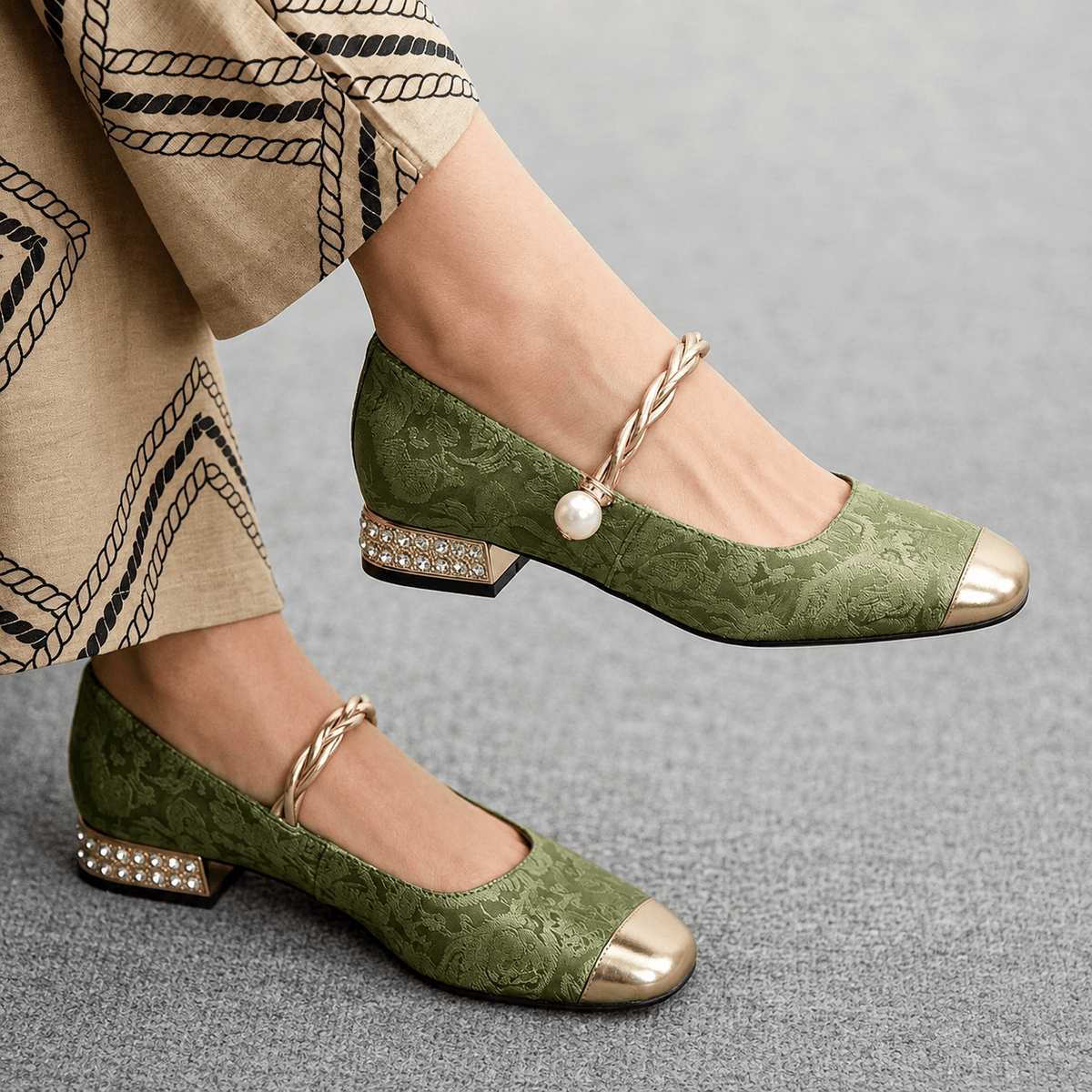 Women's Leather Mary Jane Flats – Elegant, Lightweight & Casual | Camillie Women's Leather Mary Jane Flats – Elegant, Lightweight & Casual | Camillie