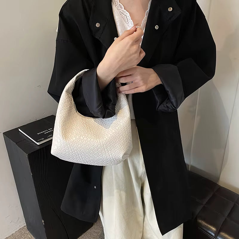 Woven Leather Large Capacity Women's Hobo Bag - Camille Woven Leather Large Capacity Women's Hobo Bag - Camille
