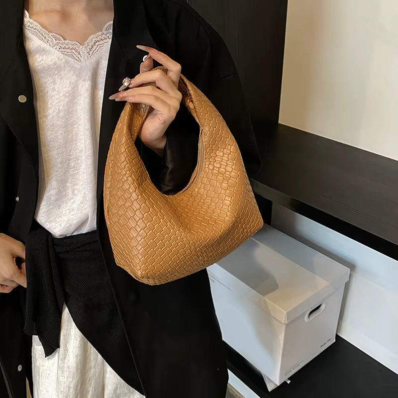 Woven Leather Large Capacity Women's Hobo Bag - Camille Woven Leather Large Capacity Women's Hobo Bag - Camille