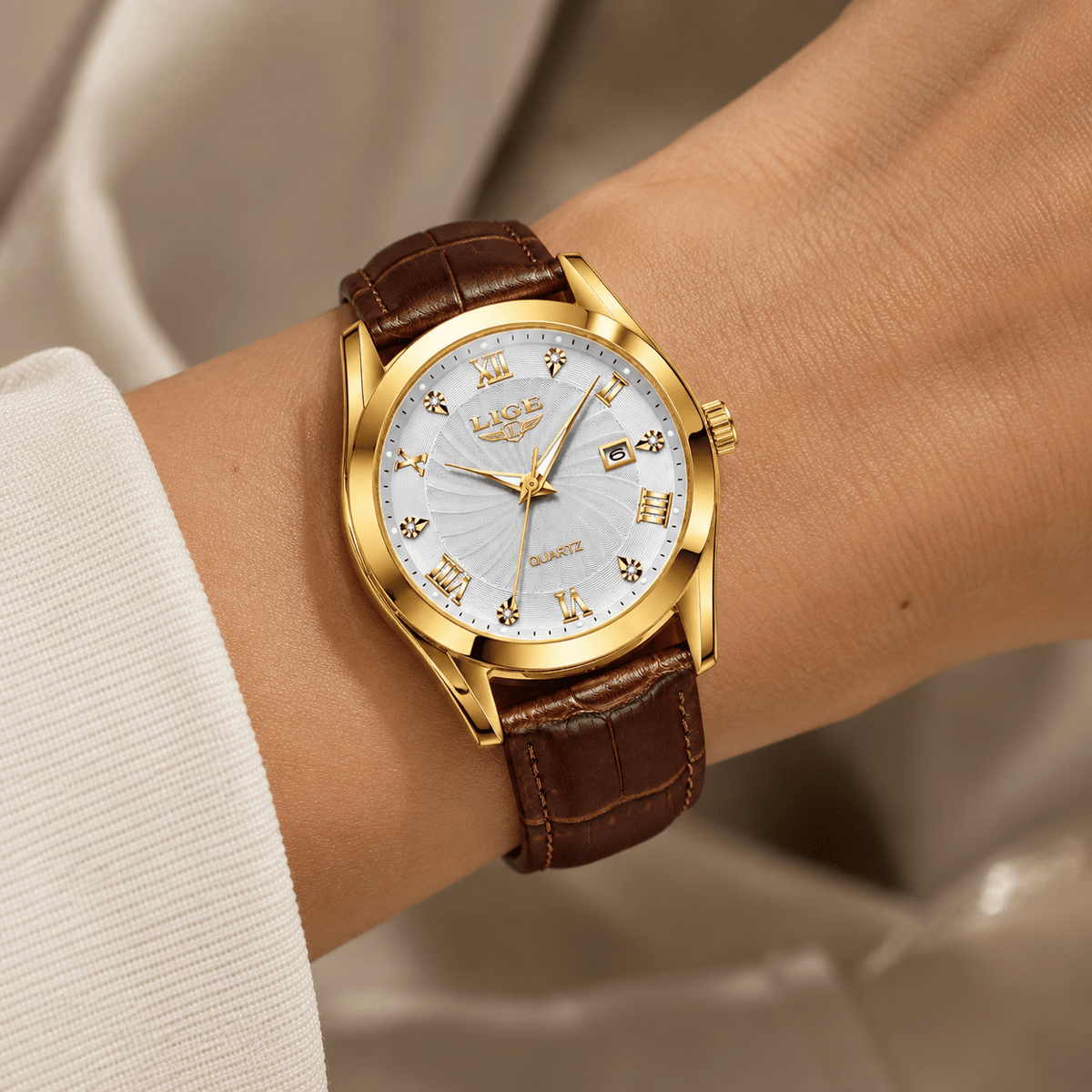 Classic Women's Watch with Leather Strap & Luxury Design — Belle Margot Classic Women's Watch with Leather Strap & Luxury Design — Belle Margot 