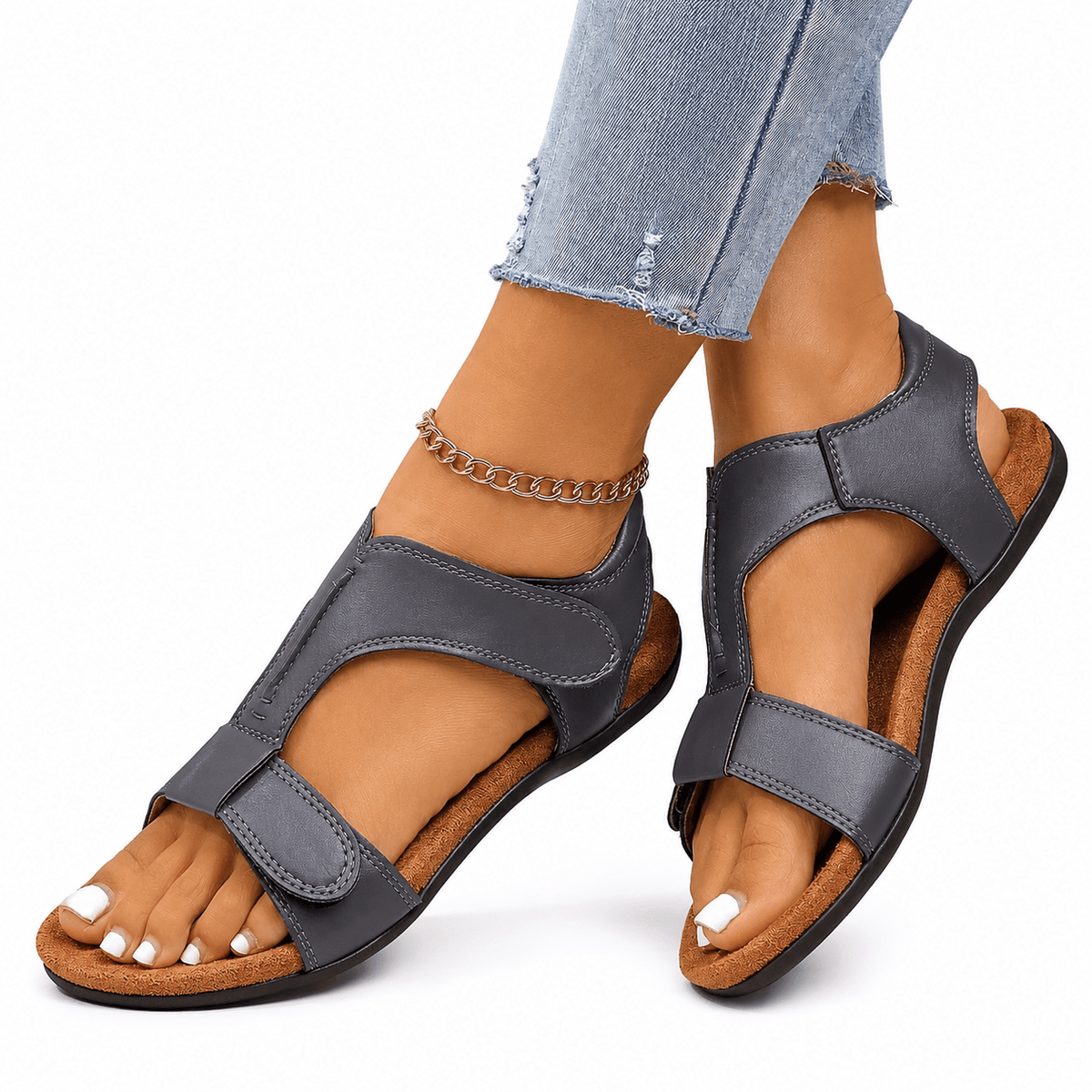 Comfortable Women’s Leather Sandals with an Elegant Design – Tessália Comfortable Women’s Leather Sandals with an Elegant Design – Tessália 