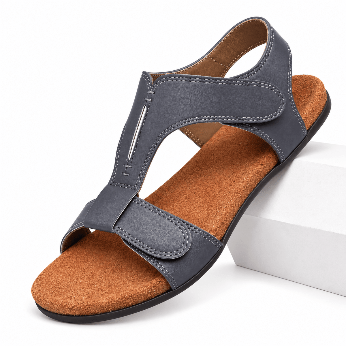 Comfortable Women’s Leather Sandals with an Elegant Design – Tessália Comfortable Women’s Leather Sandals with an Elegant Design – Tessália Gray