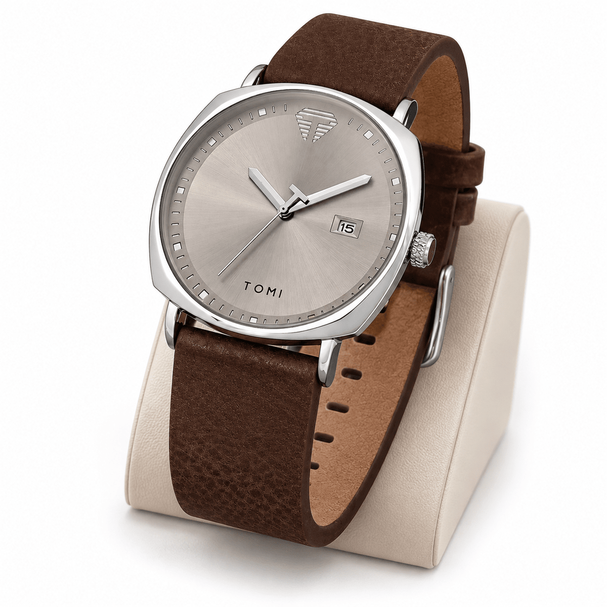 Elegant Men's Watch with a Minimalist Style and Leather Strap – HOLDENI Elegant Men's Watch with a Minimalist Style and Leather Strap – HOLDENI 