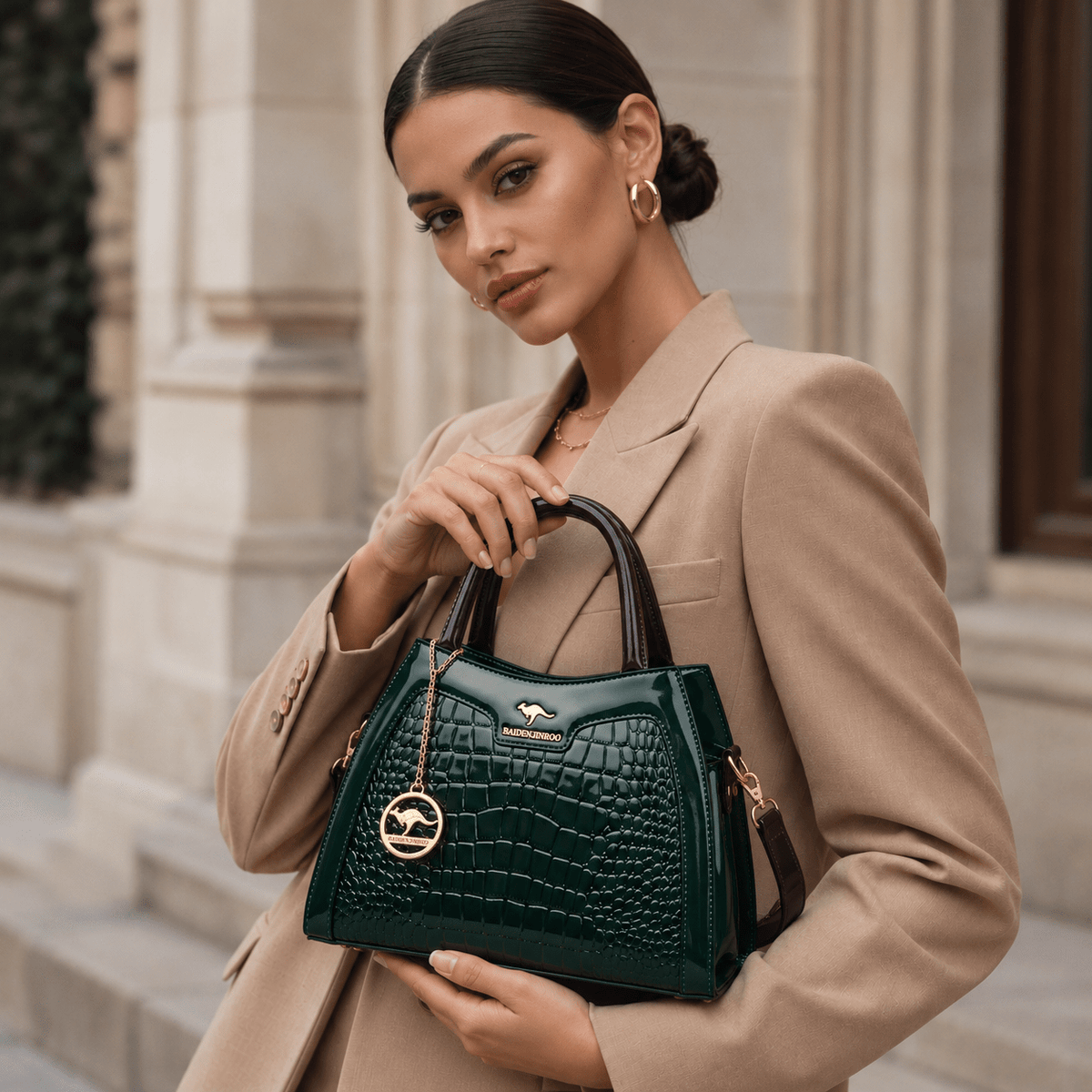Elegant Women's Croc-Embossed Leather Bag with Minimalist Style – Valentine Elegant Women's Croc-Embossed Leather Bag with Minimalist Style – Valentine 