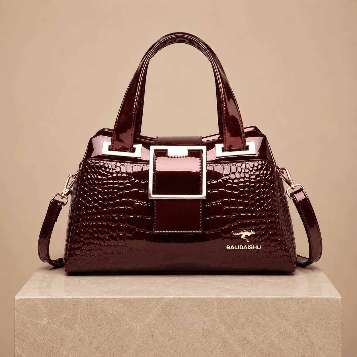 Elegant Women's Leather Handbag with Crocodile Texture – Carézia Elegant Women's Leather Handbag with Crocodile Texture – Carézia Mavietto 