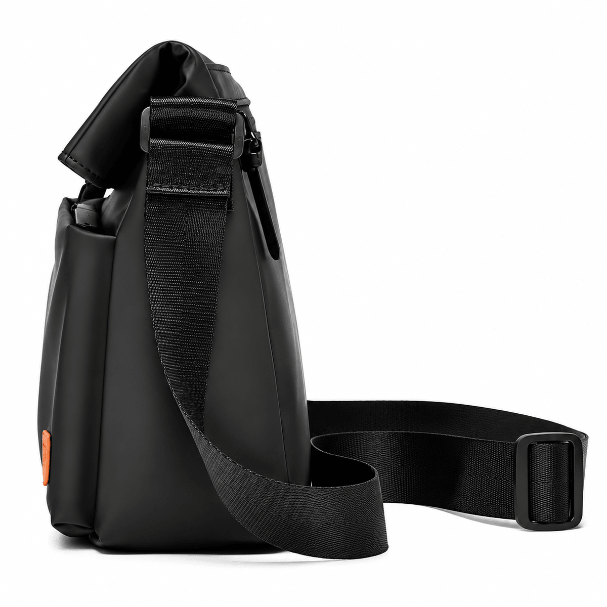Men's Leather Crossbody Bag with Multiple Pockets and Elegant Design — BRENNAN Men's Leather Crossbody Bag with Multiple Pockets and Elegant Design — BRENNAN 