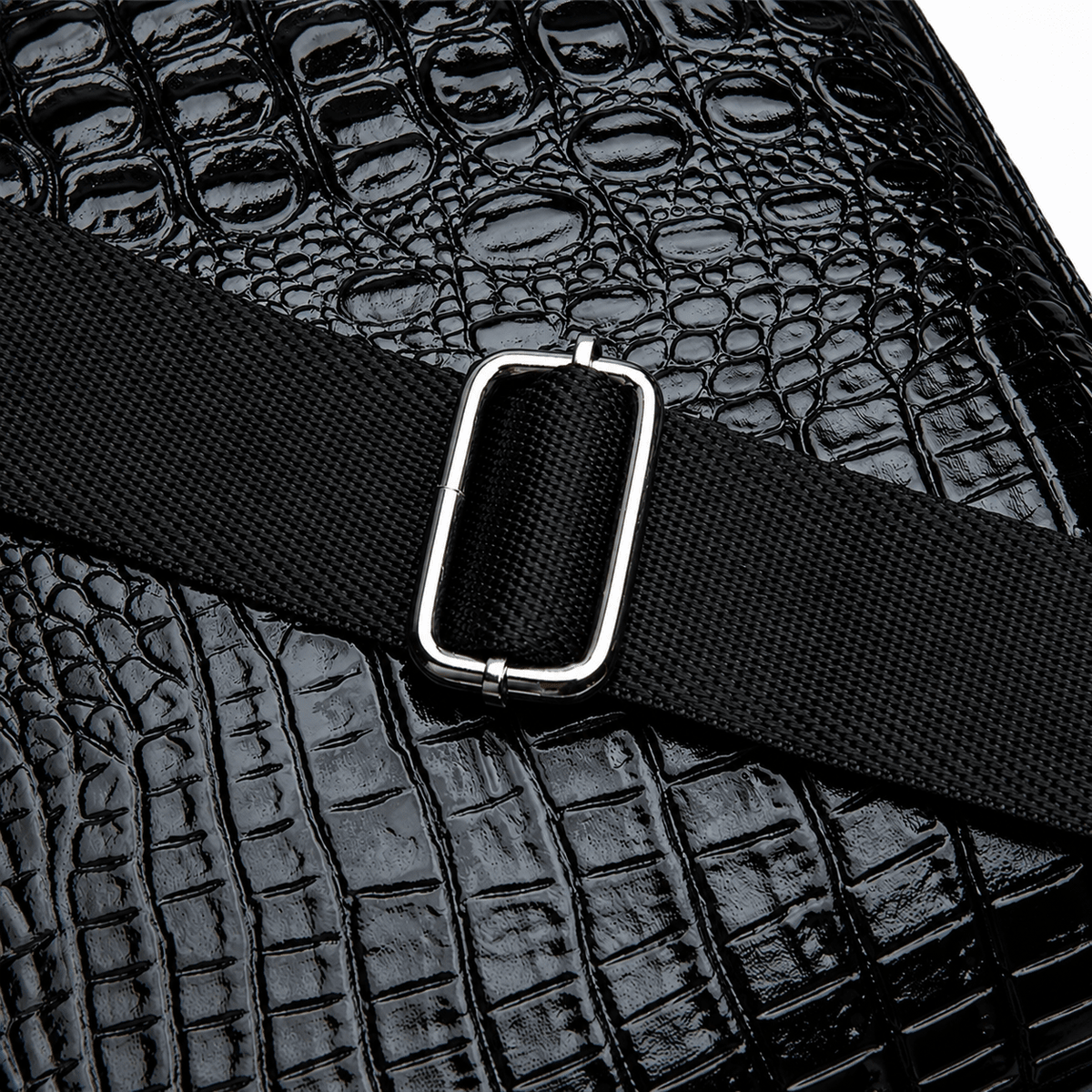 Men’s Leather Executive Briefcase – Elegant, Spacious & Crocodile Design | VALLÉZION Men’s Leather Executive Briefcase – Elegant, Spacious & Crocodile Design | VALLÉZION 