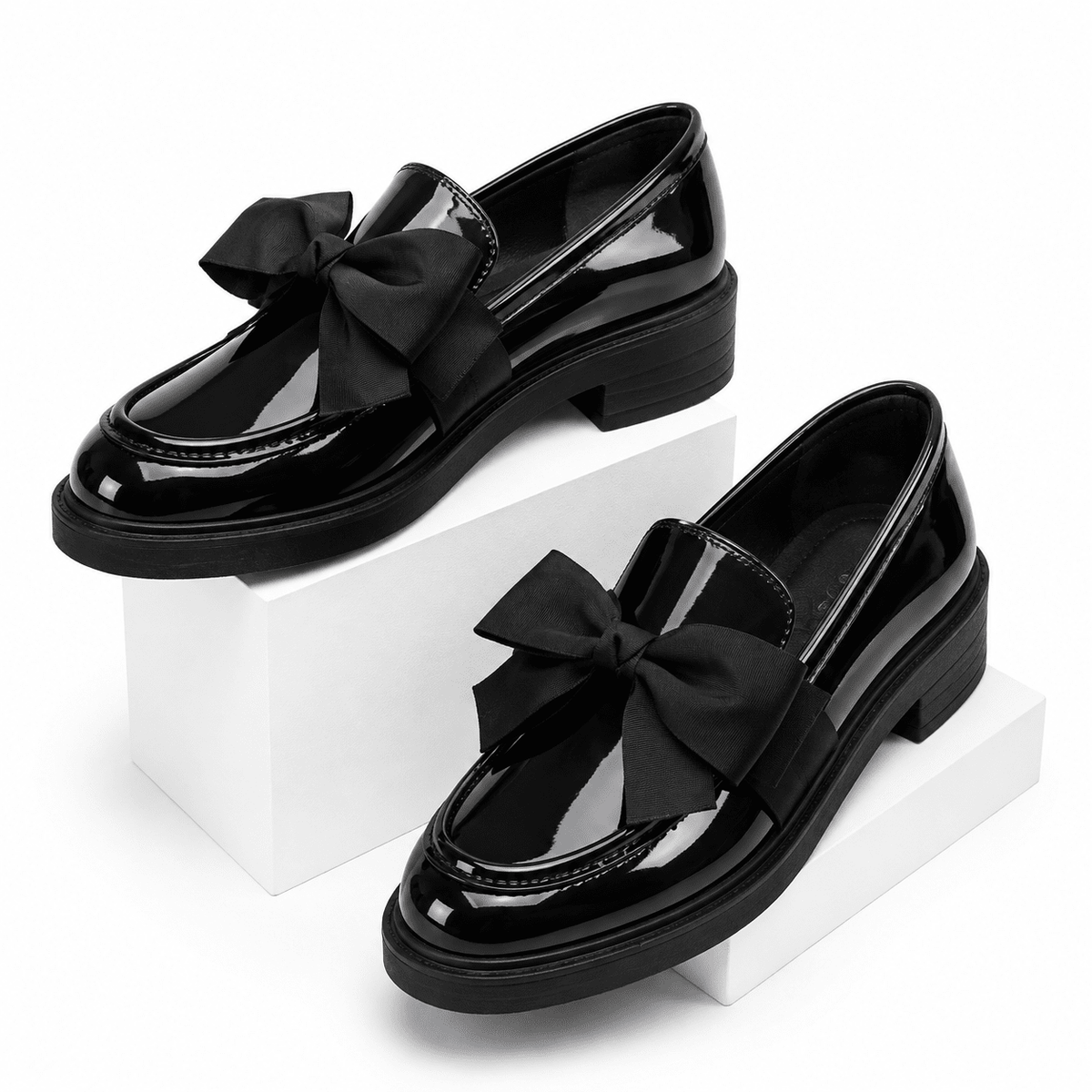 Women's Casual Leather Loafers, Comfortable, Charming, with a Retro Bow – MELINIE Women's Casual Leather Loafers, Comfortable, Charming, with a Retro Bow – MELINIE Glossy Black